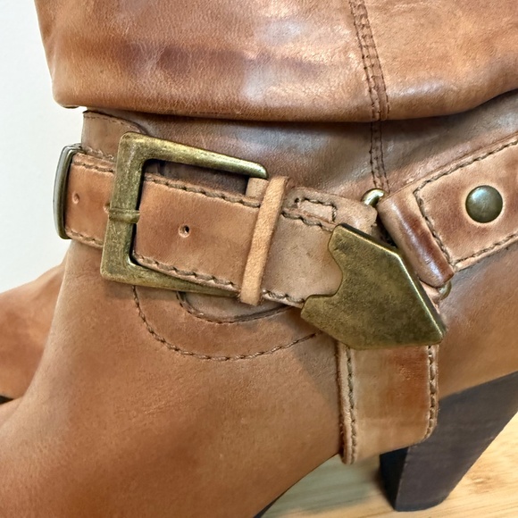Brown Leather Heeled Western-Harness Boots - Picture 8 of 11